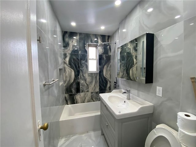298 Bay 14th St, Brooklyn, NY 11214 - full bath featuring vanity, bathing tub / shower combination, toilet, and recessed lighting