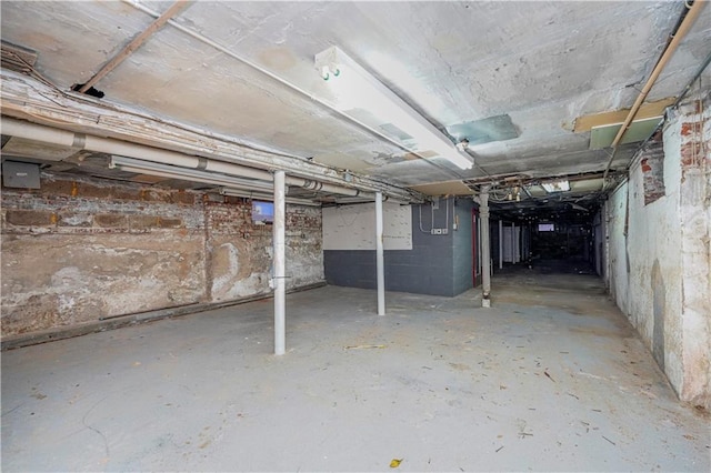 view of unfinished basement