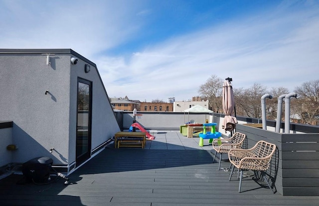 97 Battery Ave Unit 3B, Brooklyn, NY 11209 - view of wooden deck