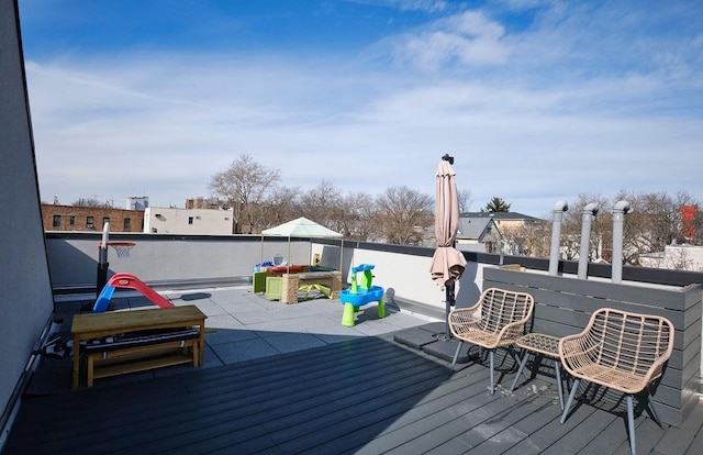 97 Battery Ave Unit 3B, Brooklyn, NY 11209 - view of deck