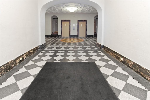 7002 Ridge Blvd Unit F9, Brooklyn, NY 11209 - hallway with arched walkways