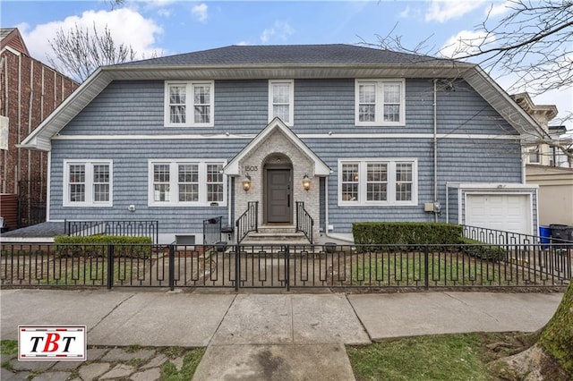 view of front of property featuring a fenced front yard and entry steps