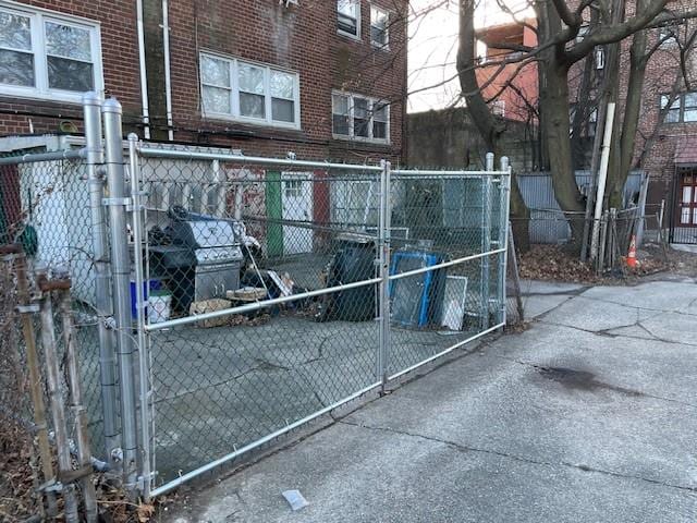 2195 Linden Blvd, Brooklyn, NY 11207 - view of gate