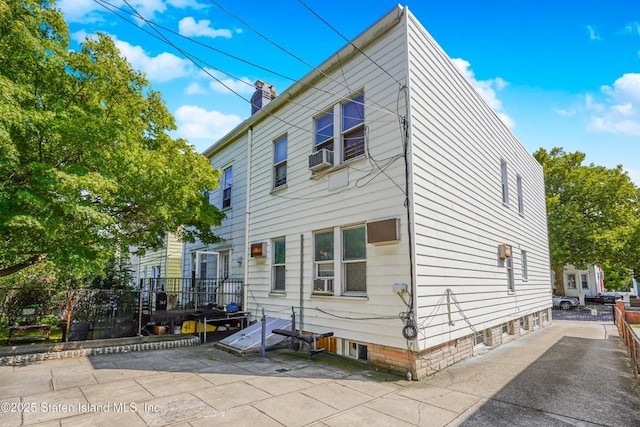 31 Seeley St, Brooklyn, NY 11218 - view of front of house