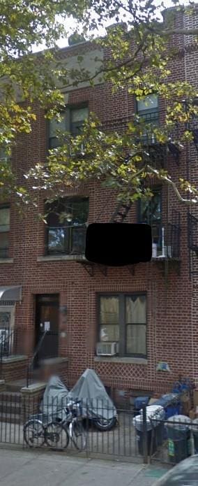 658 46th St, Brooklyn, NY 11220 - view of property