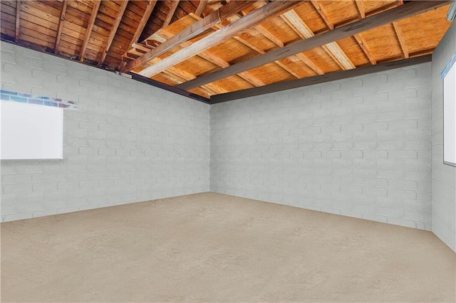 spare room featuring concrete floors