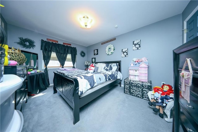 bedroom featuring carpet floors