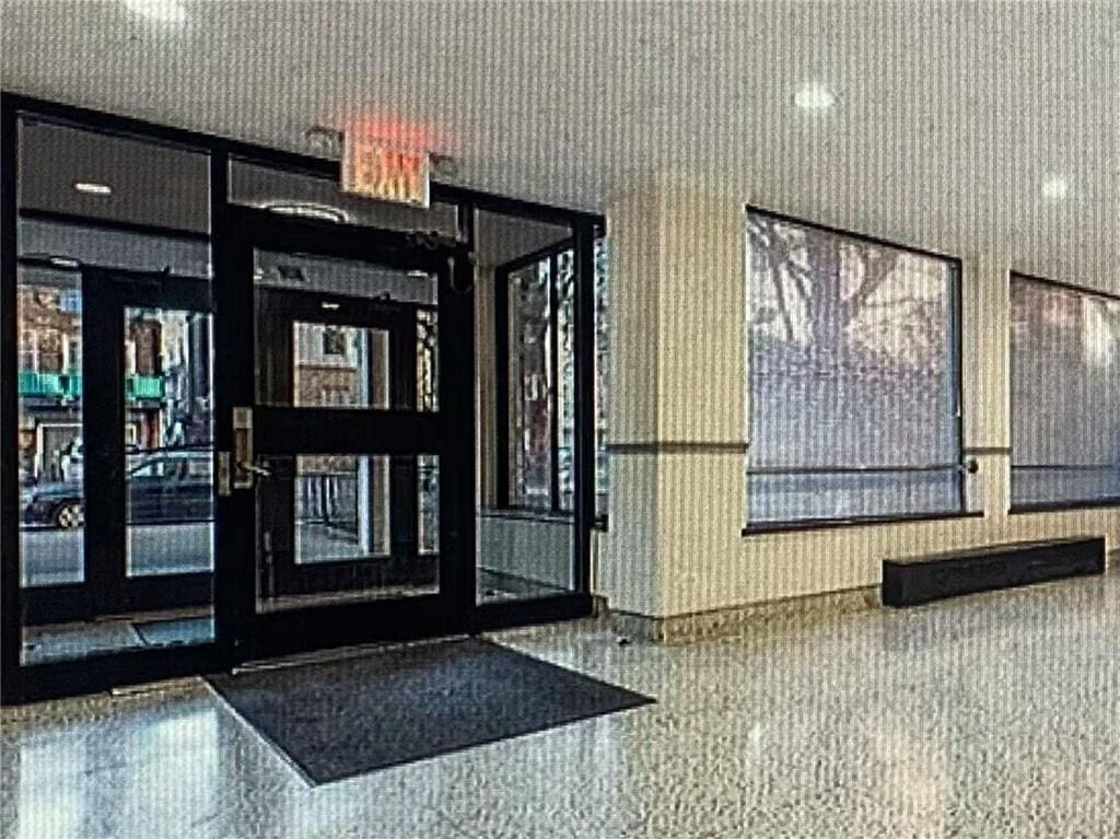 2035 E 7th St Unit 3J, Brooklyn, NY 11223 - community lobby with wallpapered walls