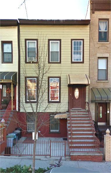 view of townhome / multi-family property