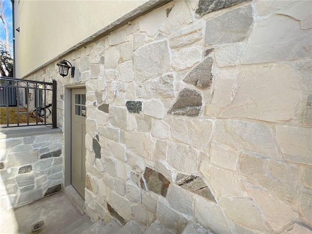 859 Lamont Ave, Staten Island, NY 10309 - exterior view of stone siding