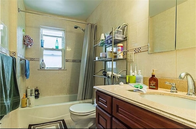 full bathroom with shower / bathtub combination with curtain, toilet, backsplash, tile walls, and vanity