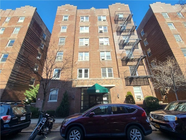 40 Tehama St Unit 6H, Brooklyn, NY 11218 - view of apartment building / complex