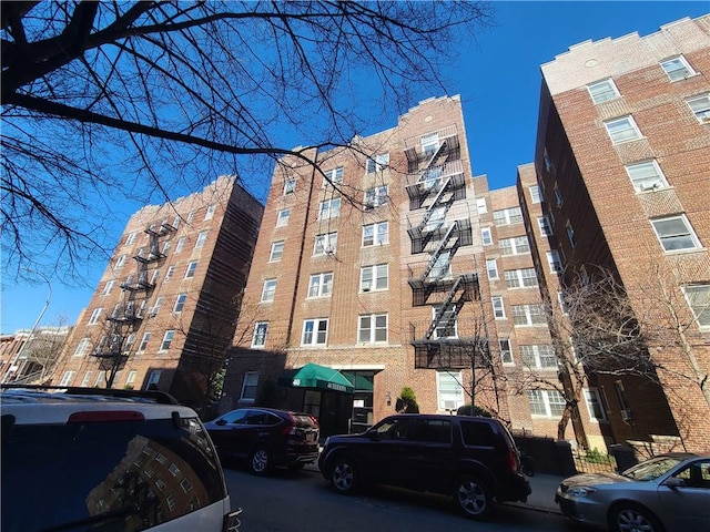 40 Tehama St Unit 6H, Brooklyn, NY 11218 - view of apartment building / complex