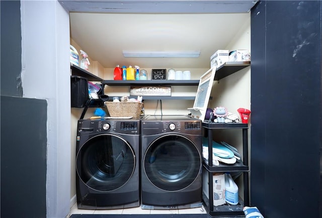 78 Darnell Ln, Staten Island, NY 10309 - laundry room featuring separate washer and dryer and laundry area