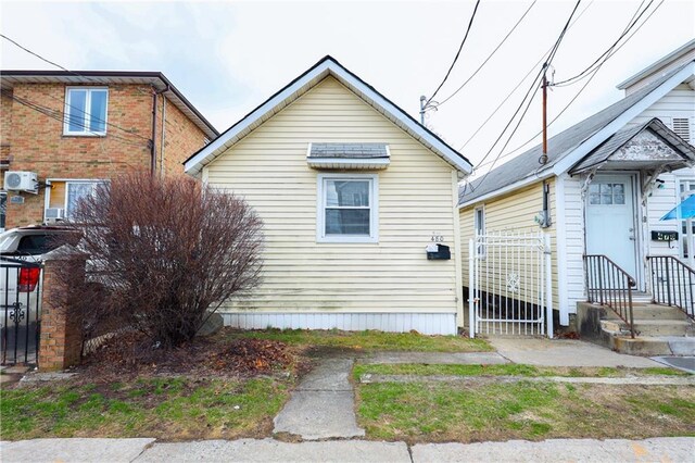 480 Midland Ave, Staten Island, NY 10306 - view of front of property