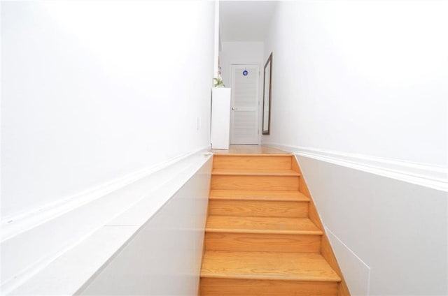 2841 Ford St Unit 1R, Brooklyn, NY 11235 - view of stairs