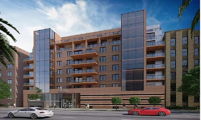 view of apartment building / complex