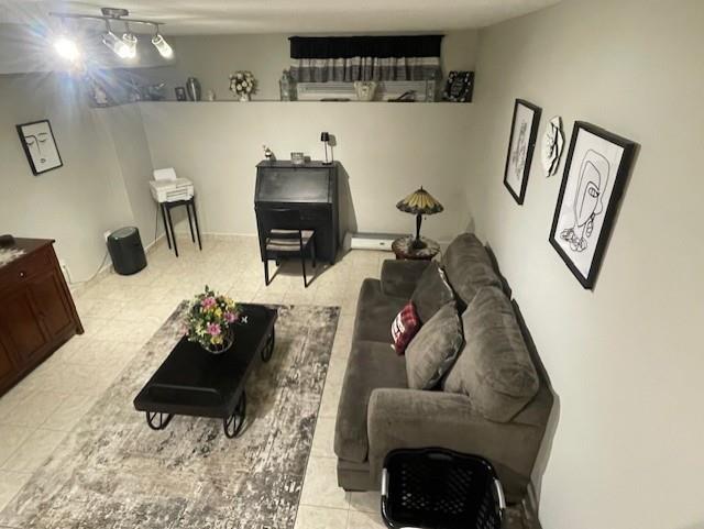 20 Linda Ln, Staten Island, NY 10312 - view of living room