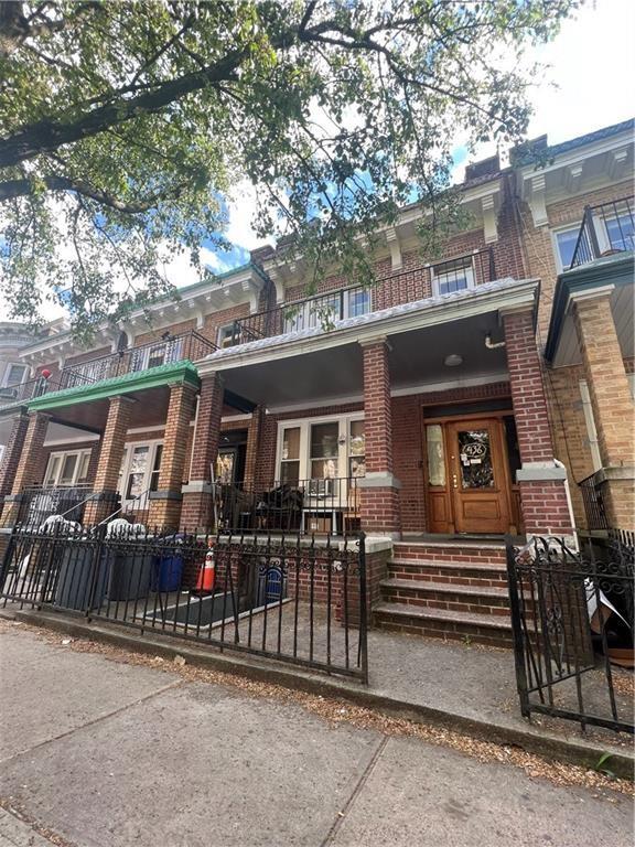 exterior space with a fenced front yard