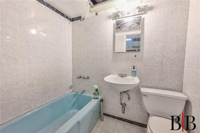 2076 E 63rd St, Brooklyn, NY 11234 - bathroom featuring toilet and tile walls