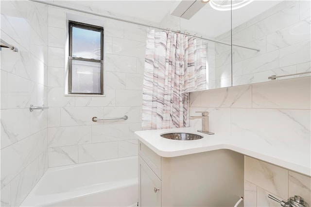 2645 Homecrest Ave Unit 4C, Brooklyn, NY 11235 - bathroom featuring vanity and shower / bath combo with shower curtain