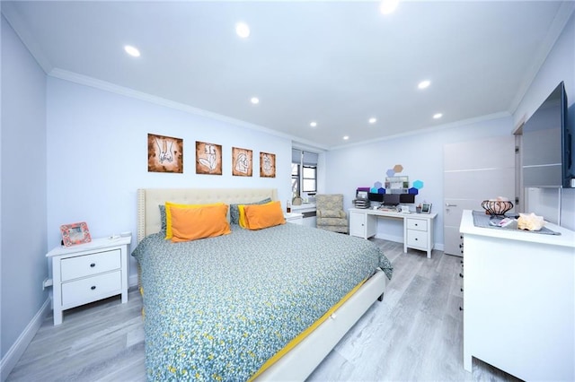 bedroom featuring crown molding, recessed lighting, and light wood-style flooring