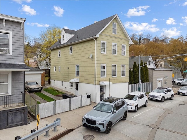 980 Van Duzer St, Staten Island, NY 10304 - exterior space with fence