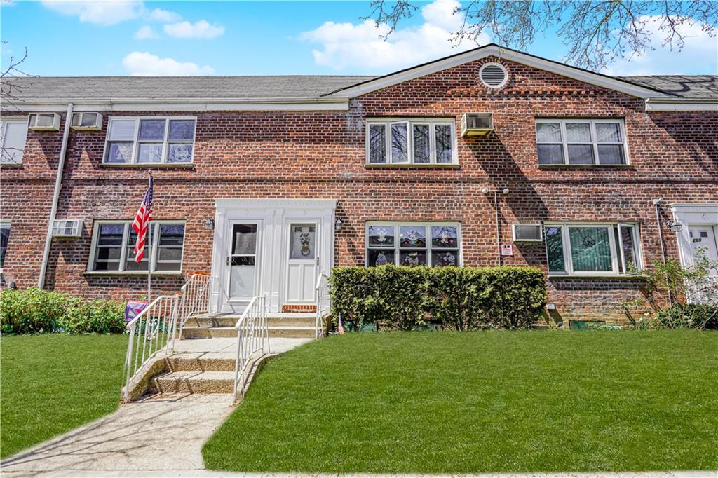 262 Bay 19th St Unit A, Brooklyn, NY 11214 - multi unit property with brick siding and a front lawn