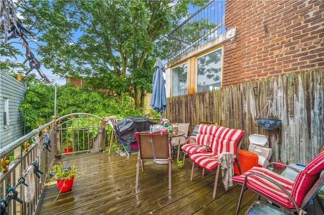 2554 W 16th St, Brooklyn, NY 11214 - deck with outdoor dining area