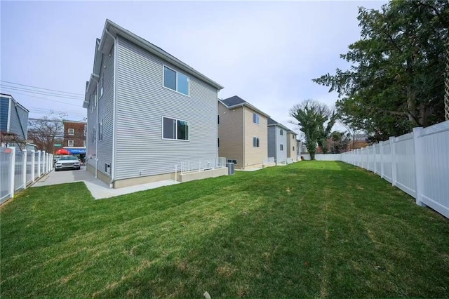 146 Beach St, Staten Island, NY 10304 - view of back of property