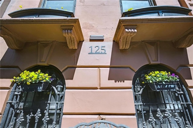 view of exterior details