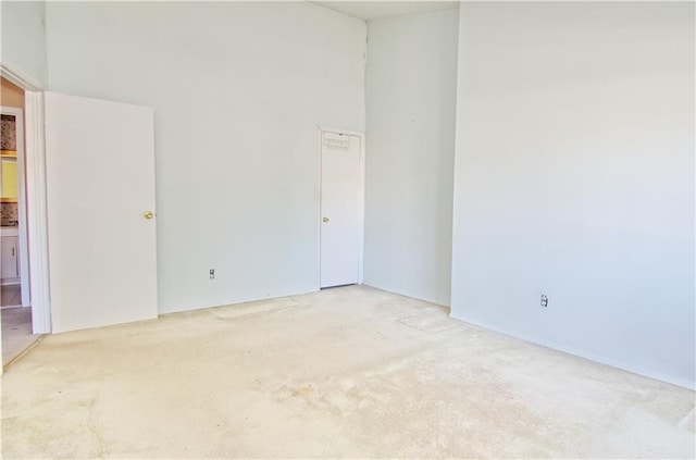 unfurnished room with carpet