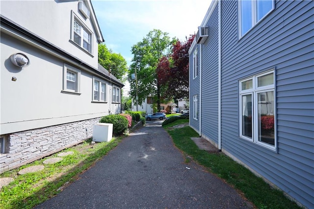 115 Wilson Ter, Staten Island, NY 10304 - view of side of property