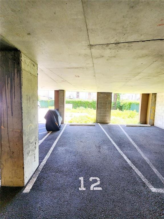 110 Neptune Ave Unit 3H, Brooklyn, NY 11235 - view of garage