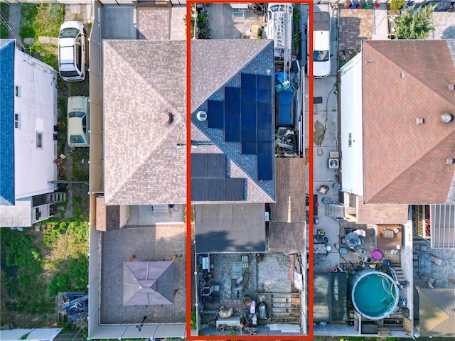 18 Downey Pl, Staten Island, NY 10303 - aerial view of property and surrounding area featuring property boundaries highlighted