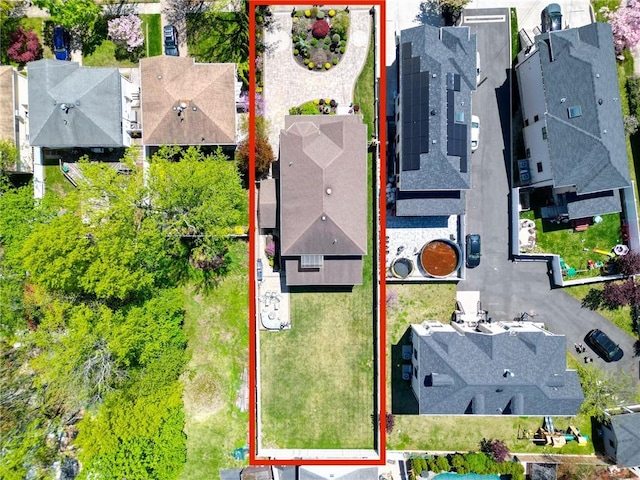 bird's eye view with a residential view