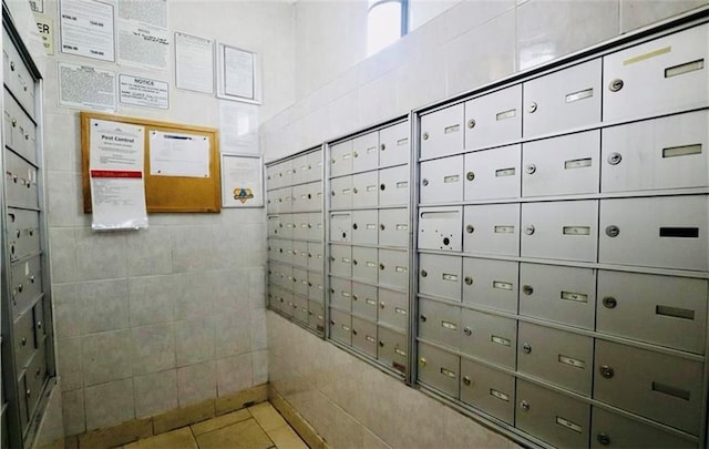 745 E 31st St Unit 2M, Brooklyn, NY 11210 - view of home's community featuring mail area