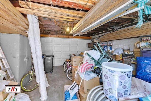 2052 E 28th St, Brooklyn, NY 11229 - view of garage