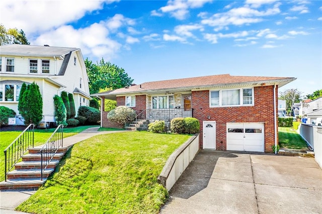 view of front of house featuring concrete driveway, brick siding, a garage, and a front lawn
