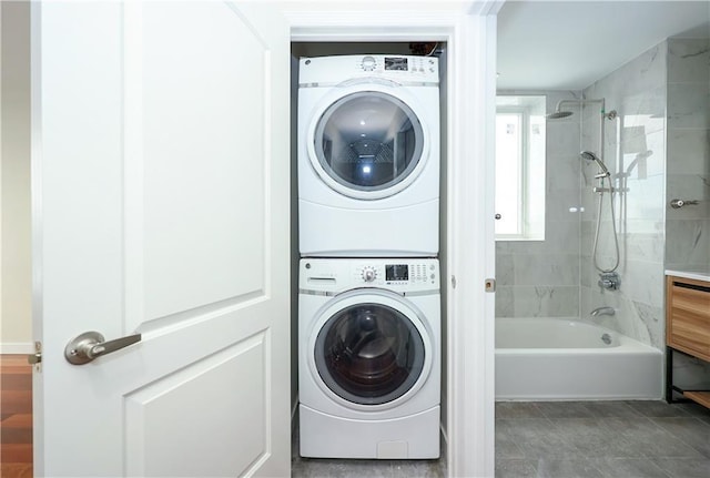 1721 W 6th St Unit 2A, Brooklyn, NY 11223 - laundry area with stacked washer / dryer