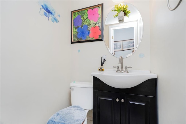 131 Stonegate Dr Unit 1, Staten Island, NY 10304 - bathroom with vanity and toilet