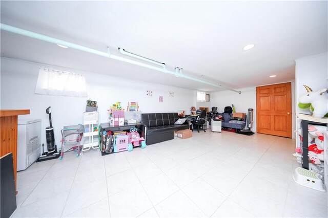 garage featuring recessed lighting