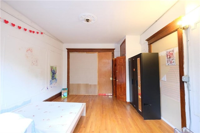 642 56th St, Brooklyn, NY 11220 - corridor featuring light wood-style floors