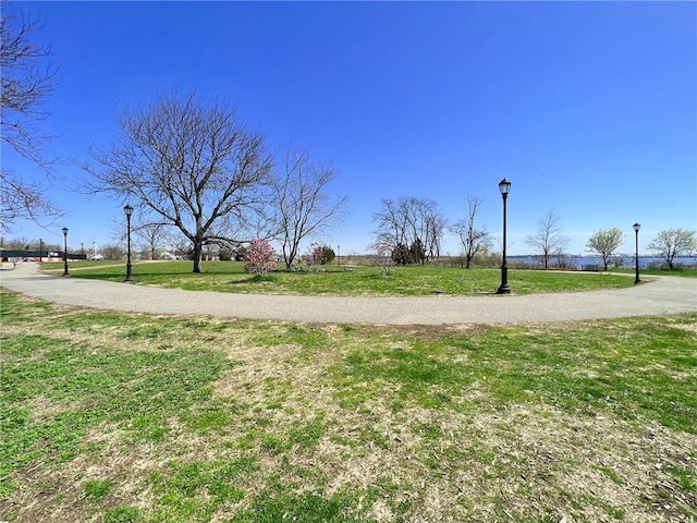 139 Tennyson Dr, Staten Island, NY 10308 - view of home's community featuring a yard