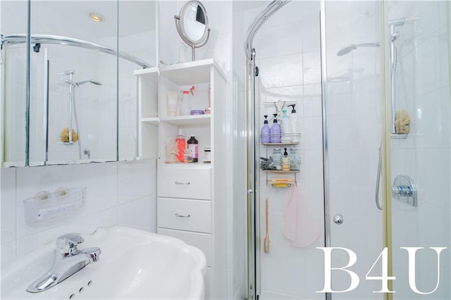 2544 E 64th St, Brooklyn, NY 11234 - full bath featuring a sink and a shower stall