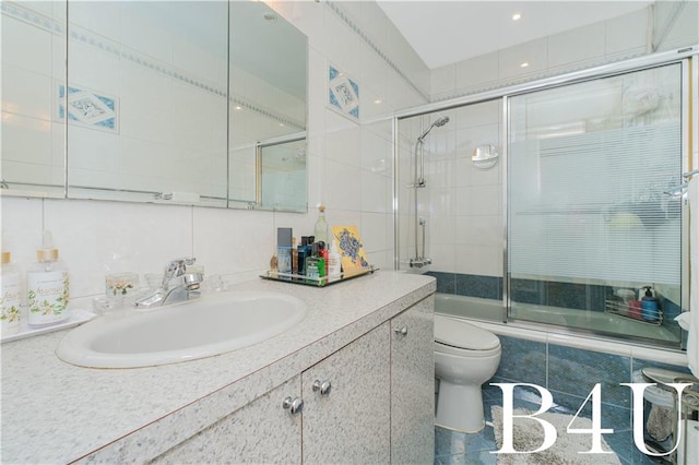2544 E 64th St, Brooklyn, NY 11234 - bathroom featuring tiled shower / bath, toilet, and vanity