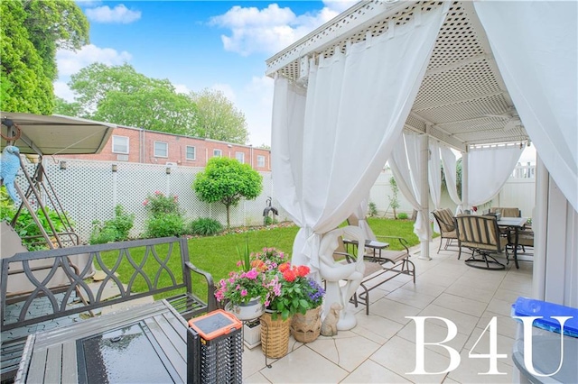 2544 E 64th St, Brooklyn, NY 11234 - fenced backyard featuring outdoor dining space and a patio