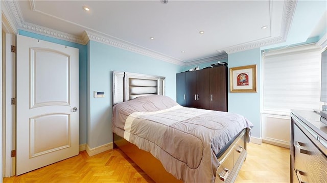 1311 Brightwater Ave Unit 8De, Brooklyn, NY 11235 - bedroom featuring baseboards, crown molding, and recessed lighting