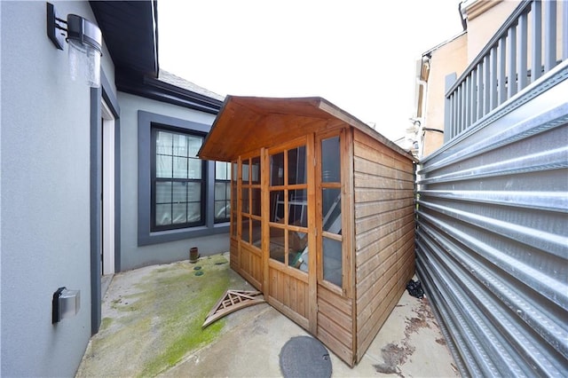 4 Lake Ave, Brooklyn, NY 11235 - view of outdoor structure