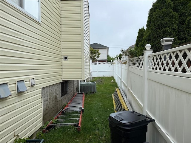 7 Georgetown Ln, Brooklyn, NY 11234 - view of yard featuring central air condition unit